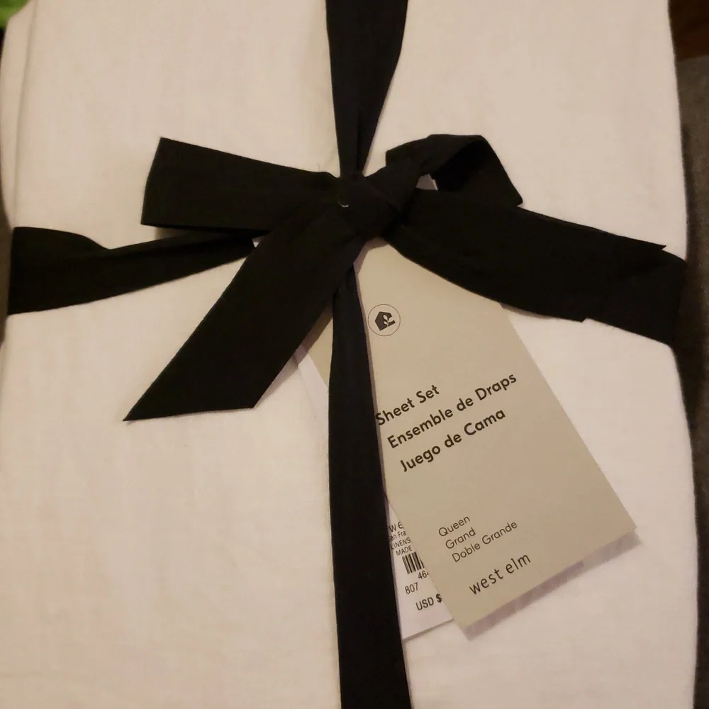 ❤️BUY 2 GET 1 FREE West Elm European Flax Linen Sheet Set, White,vQueen, $279 - Picture 2 of 16